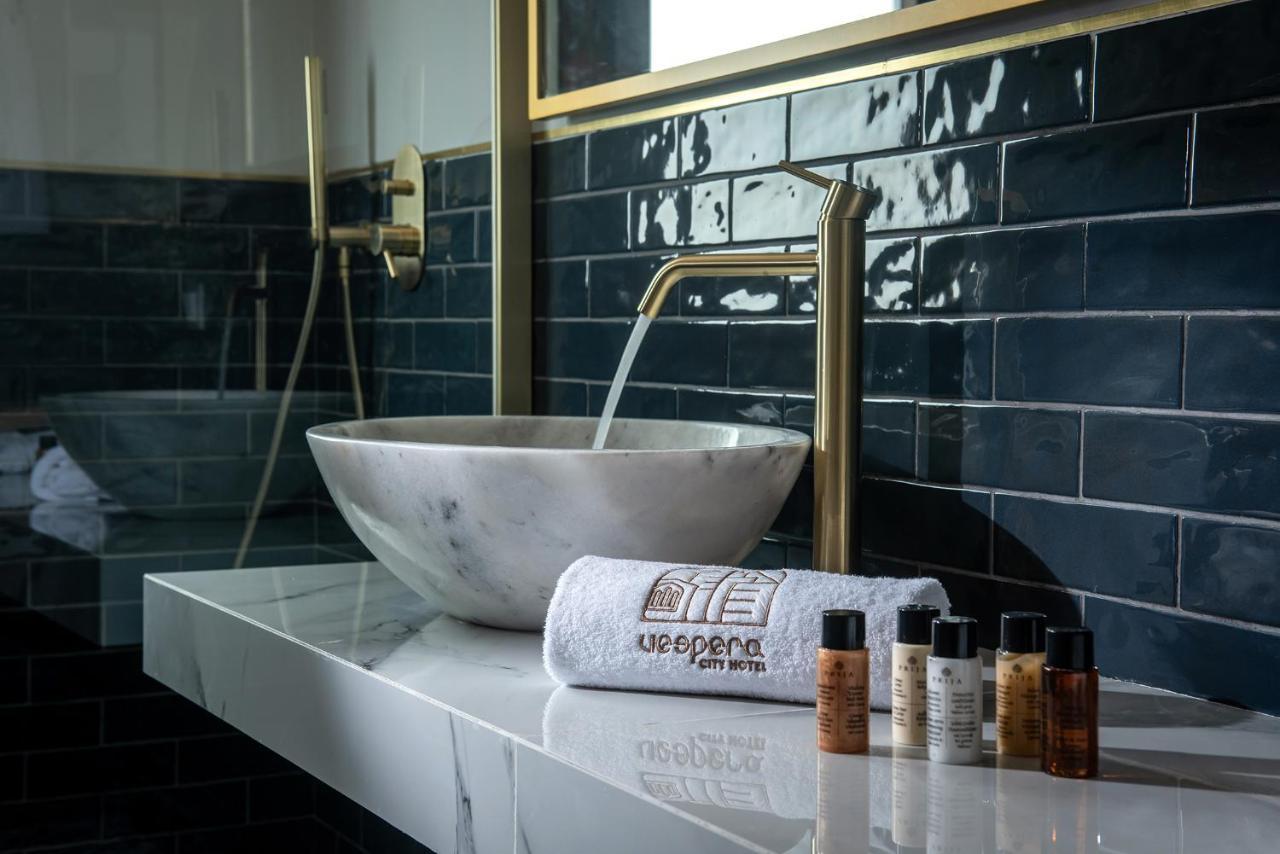 Vespera City Hotel Ираклио Екстериор снимка