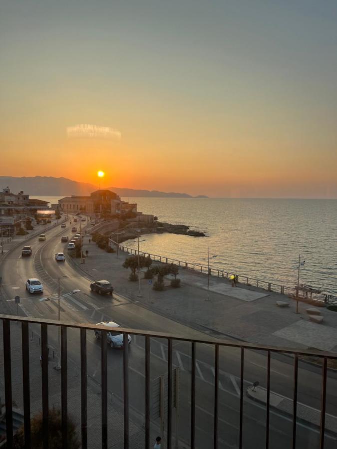 Vespera City Hotel Ираклио Екстериор снимка